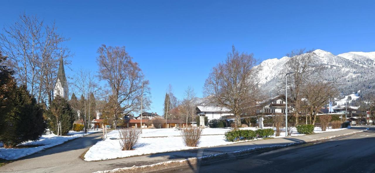 'Chalet-Style' Ruhige & Zentrale 3-Raum-Suite Direkt Am Kurpark Oberstdorf Exterior foto